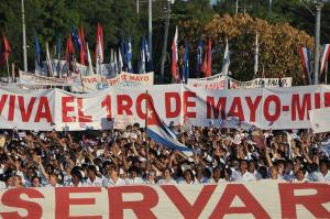 Desfile por el Primero de Mayo, Día Internacional de los Trabajadores, en la Plaza de la Revolución José Martí, en La Habana Cuba, el 1ro. de mayo de 2012. AIN FOTO/Marcelino VÁZQUEZ HERNÁNDEZ/sdl